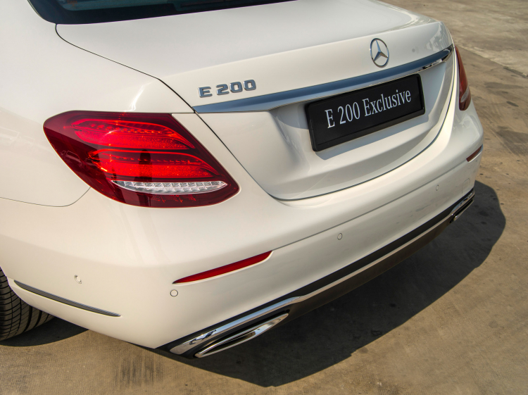 Mercedes-Benz Việt Nam giới thiệu E 200 Exclusive 2020 giá 2,29 tỷ đồng; rẻ hơn E 200 Sport