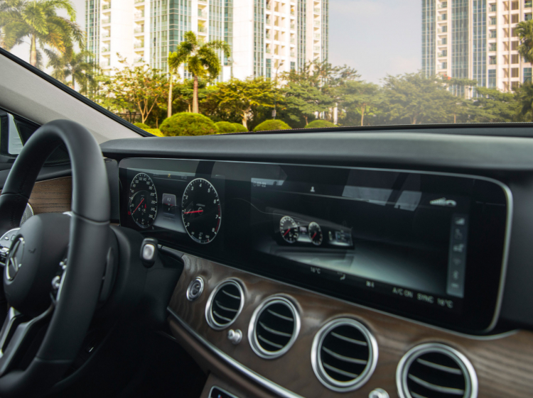 Mercedes-Benz Việt Nam giới thiệu E 200 Exclusive 2020 giá 2,29 tỷ đồng; rẻ hơn E 200 Sport Mercedes-Benz Việt Nam giới thiệu E 200 Exclusive 2020 giá 2,29 tỷ đồng; rẻ hơn E 200 Sport