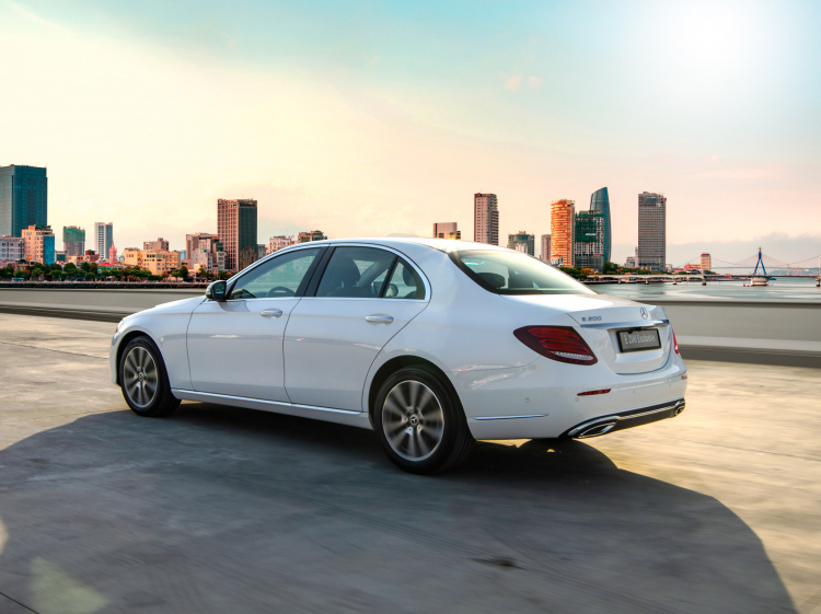Mercedes-Benz Việt Nam giới thiệu E 200 Exclusive 2020 giá 2,29 tỷ đồng; rẻ hơn E 200 Sport Mercedes-Benz Việt Nam giới thiệu E 200 Exclusive 2020 giá 2,29 tỷ đồng; rẻ hơn E 200 Sport
