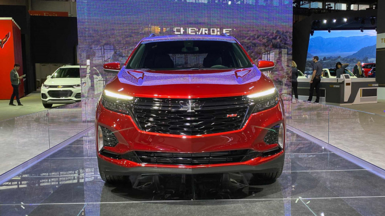 Cận cảnh Chevrolet Equinox 2021 tại triển lãm Chicago Auto Show