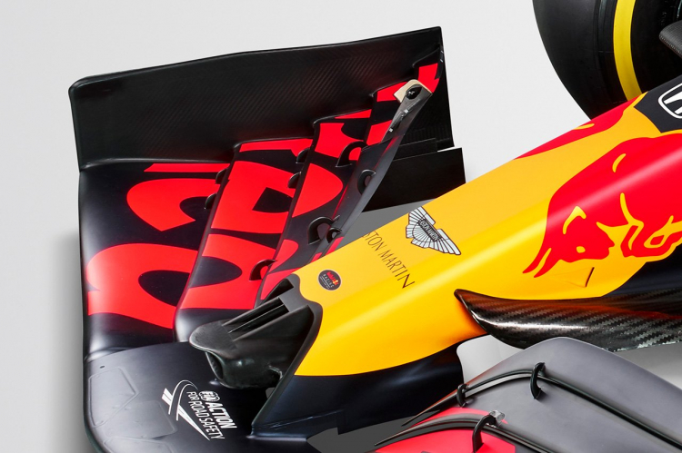 Red Bull ra mắt chính thức chiếc xe đua F1 cho giải Grand Prix 2020