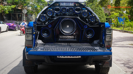 otosaigon-otosaigon-ford-raptor-độ-âm-thanh-khủng (2).JPG