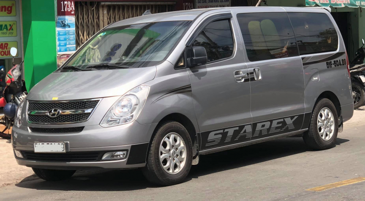 Bán nhanh Hyundai Starex 9 chỗ 2.5 MT máy dầu 2015 số sàn