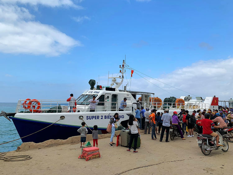 Hành trình về Quê ăn Tết 2020 (Biên Hòa - Đảo Lý Sơn) Hành trình về Quê ăn Tết 2020 (Biên Hòa - Đảo Lý Sơn)