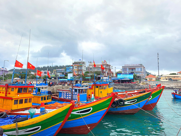 Hành trình về Quê ăn Tết 2020 (Biên Hòa - Đảo Lý Sơn) Hành trình về Quê ăn Tết 2020 (Biên Hòa - Đảo Lý Sơn)