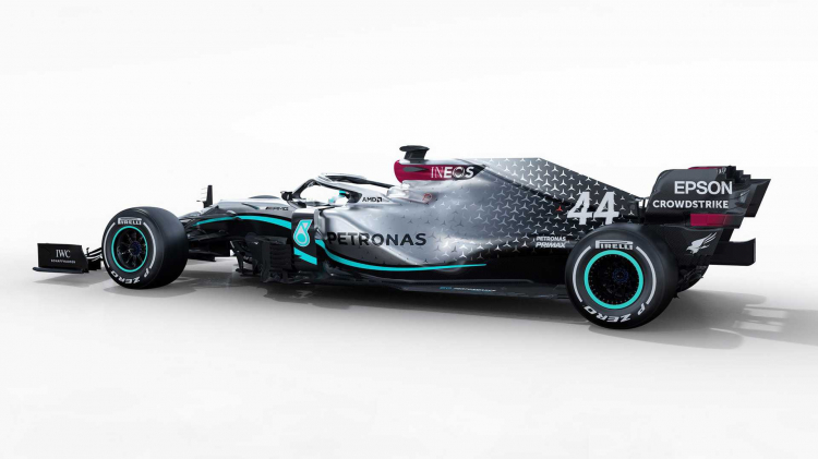 Mercedes cuối cùng đã vén màn chiếc xe đua F1 cho giải Grand Prix 2020