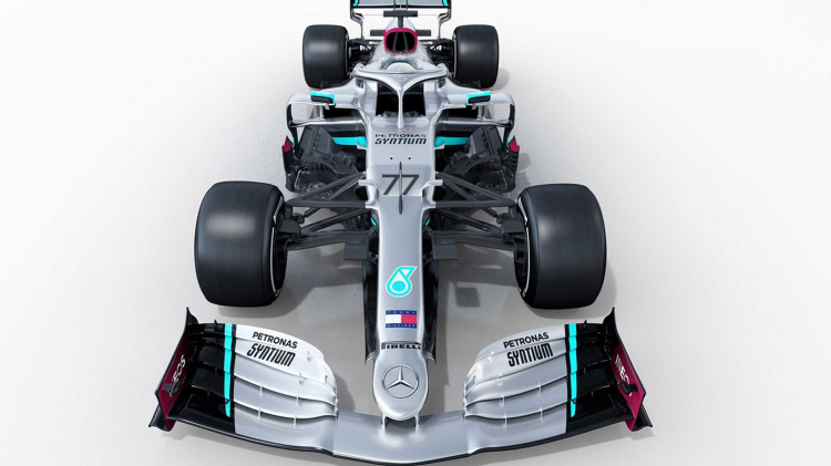 Mercedes cuối cùng đã vén màn chiếc xe đua F1 cho giải Grand Prix 2020