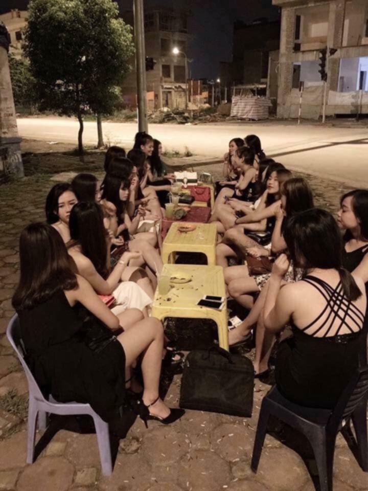 Giải cứu tôm hùm xanh Giải cứu tôm hùm xanh