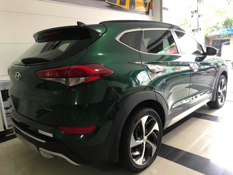 Hyundai Tucson màu độc rao bán 820 triệu tại Việt Nam