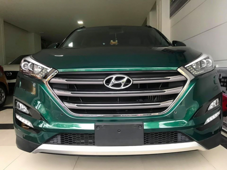 Hyundai Tucson màu độc rao bán 820 triệu tại Việt Nam