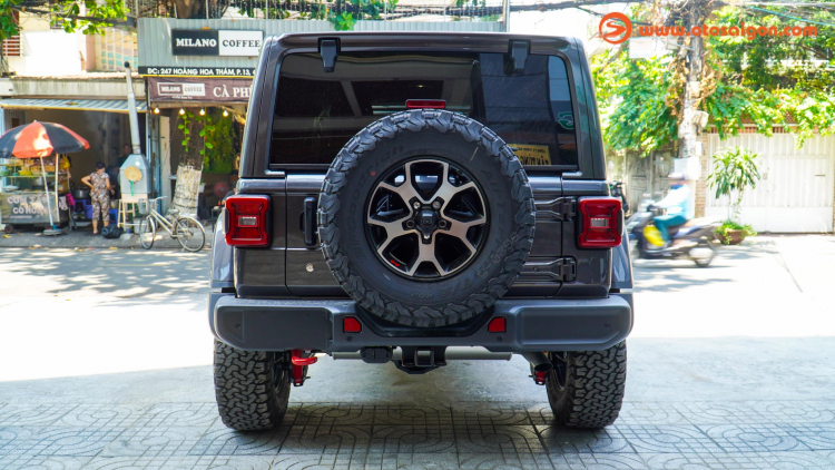 Chi tiết Jeep Wrangler Unlimited Rubicon: SUV chơi có giá hơn 4 tỷ đồng