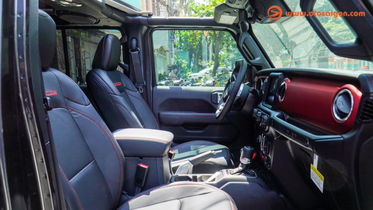 Chi tiết Jeep Wrangler Unlimited Rubicon: SUV chơi có giá hơn 4 tỷ đồng