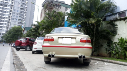 xe dau le.jpg