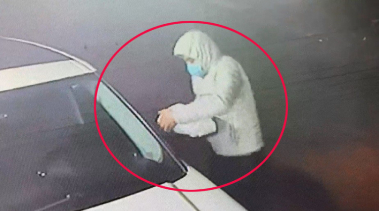 Ô tô bị trộm 'vặt' mất gương gắn gương tạm vẫn bị phạt tiền