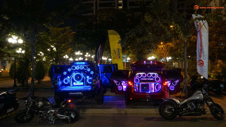 Sài Gòn by Night: Offline giải đáp thắc mắc kỹ thuật nâng cấp âm thanh trên xe hơi