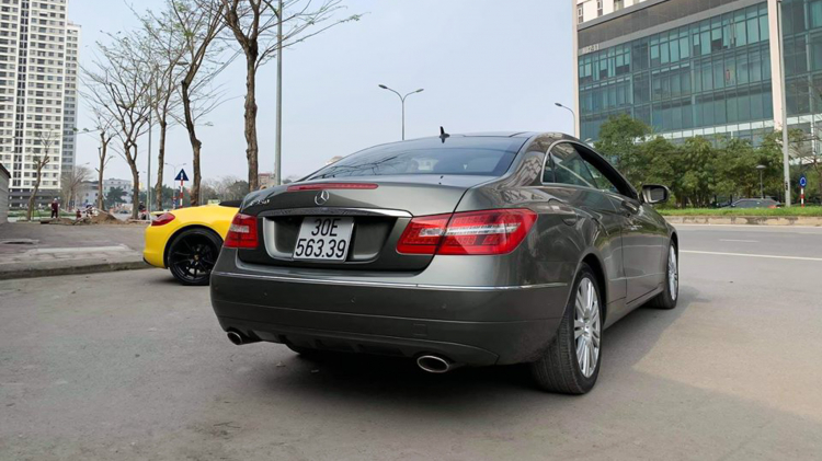 Xe chơi một thời, Mercedes-Benz E 350 Coupe rao bán ngang giá CX-5 2.0