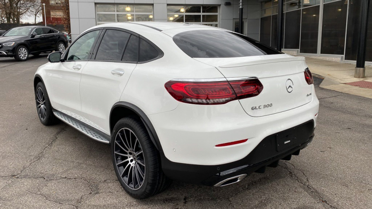 Mercedes-Benz GLC 300 Coupe 2020 nhập Đức bắt đầu nhận cọc, giá từ 3 tỷ đồng