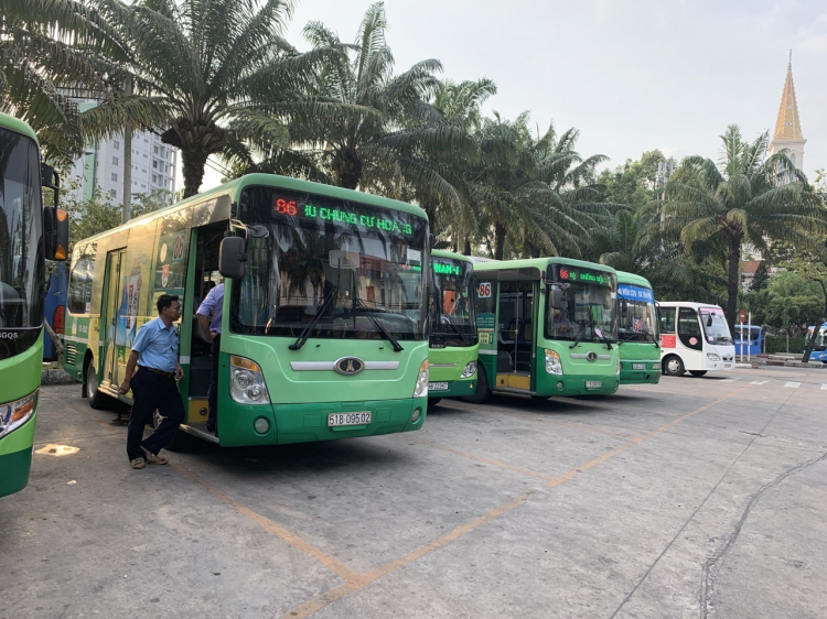 Di dời bãi đậu xe buýt ở công viên Gia Định trước ngày 30/3
