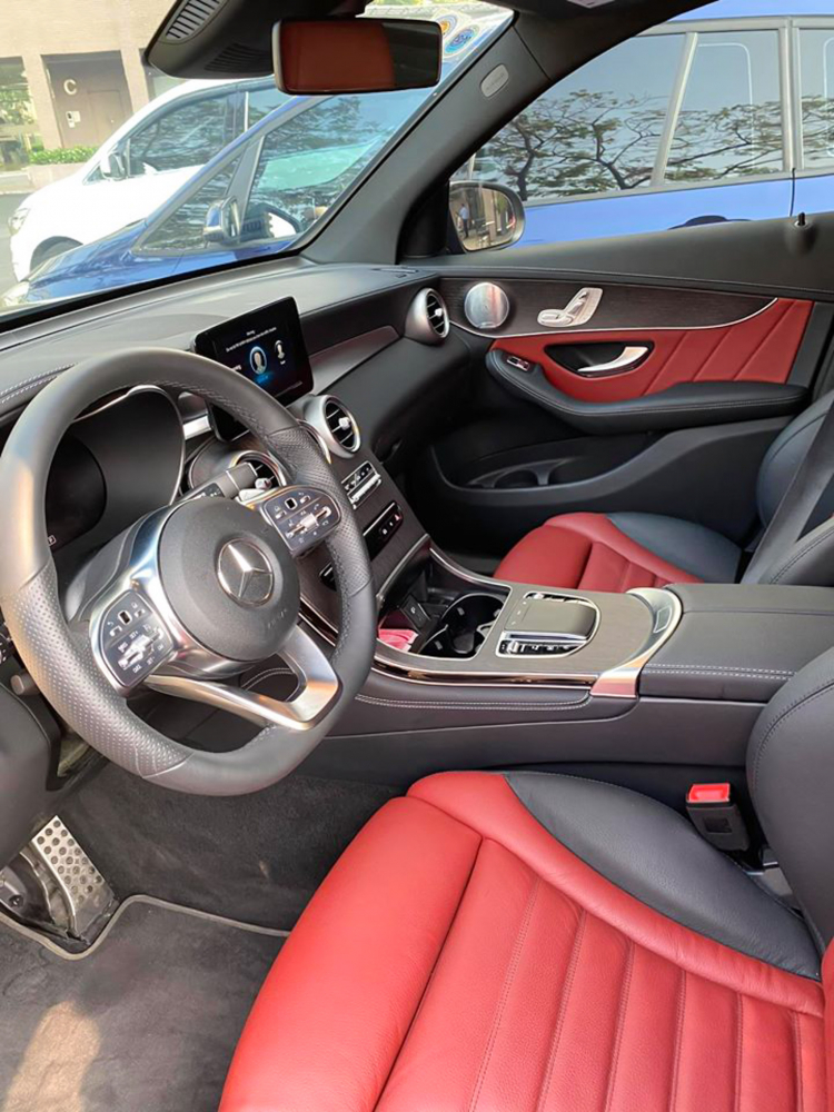 Mercedes GLC 300 2020 đầu tiên lên sàn xe cũ, lăn bánh chưa tới 6.000 km Mercedes GLC 300 2020 đầu tiên lên sàn xe cũ, lăn bánh chưa tới 6.000 km