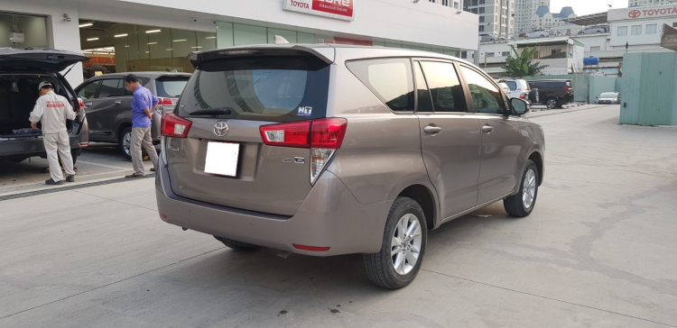 Toyota Innova 2018 chính chủ ít chạy giá rẻ