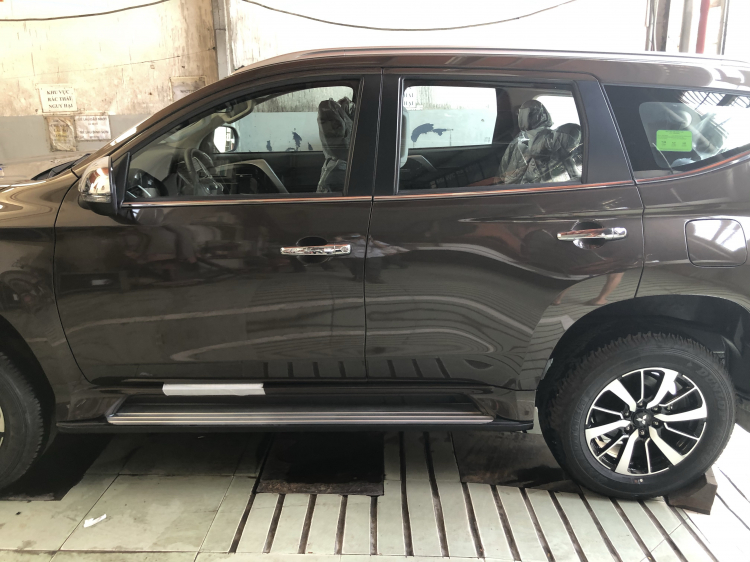 Mit Pajero Sport số sàn tồn kho ổn không mấy anh?