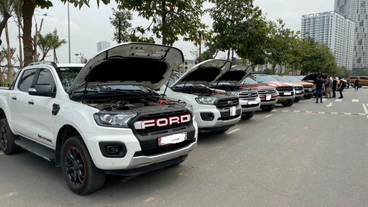 Oser tranh luận trái chiều về hiện tượng Ford Ranger/ Everest rò rỉ dầu Oser tranh luận trái chiều về hiện tượng Ford Ranger/ Everest rò rỉ dầu