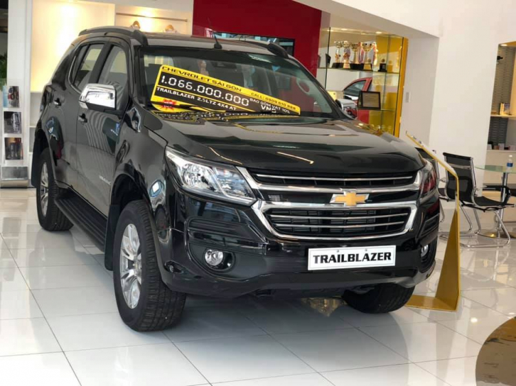 Khách đổ xô mua Chevrolet Trailblazer giảm giá, đại lý hết xe, thay đổi giá bán