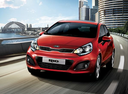 2014-Kia-Rio-hatchback-front.jpg