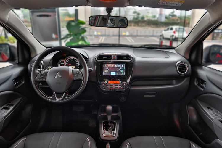 Mitsubishi Attrage 2020 ra mắt thị trường Việt: nâng cấp thiết kế và trang bị, giá từ 375 triệu