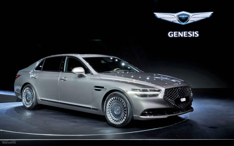 Genesis G90 đầu tiên về Việt Nam, giá hơn 3,5 tỷ đồng