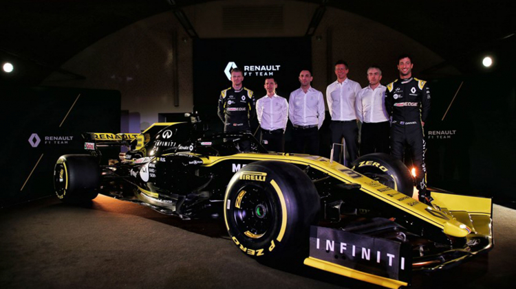 Renault cân nhắc hợp đồng với Sebastian Vettel nếu Daniel Ricciardo rời đi