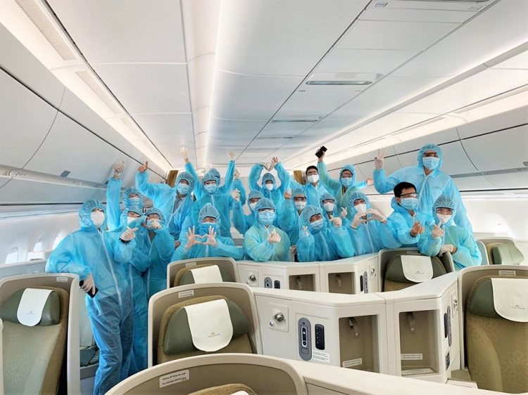 COVID 19: Mấy anh đã, đang hay có ý định đưa F1 về nước không? COVID 19: Mấy anh đã, đang hay có ý định đưa F1 về nước không?