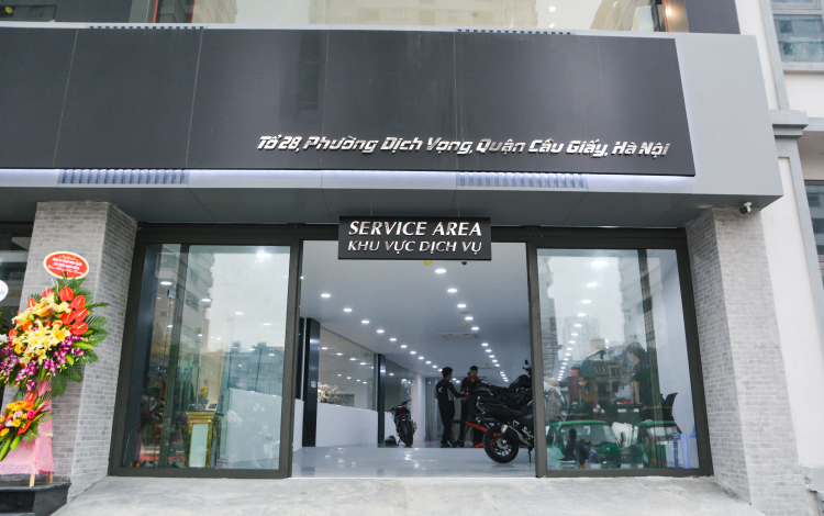 Honda Bigbike Shop Doanh Thu mới mở gần công ty em