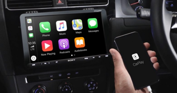 Nghiên cứu chỉ ra Android Auto và Apple CarPlay làm gia tăng nguy cơ tai nạn
