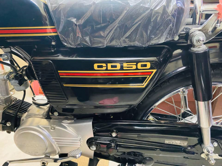 Hàng độc Honda CD50 rao bán giá hơn 800 triệu tại Việt Nam Hàng độc Honda CD50 rao bán giá hơn 800 triệu tại Việt Nam