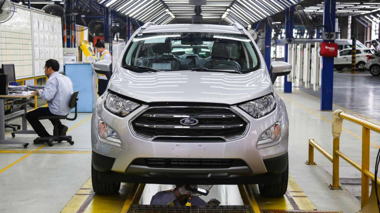 Ford tạm dừng sản xuất ở Việt Nam vì COVID-19
