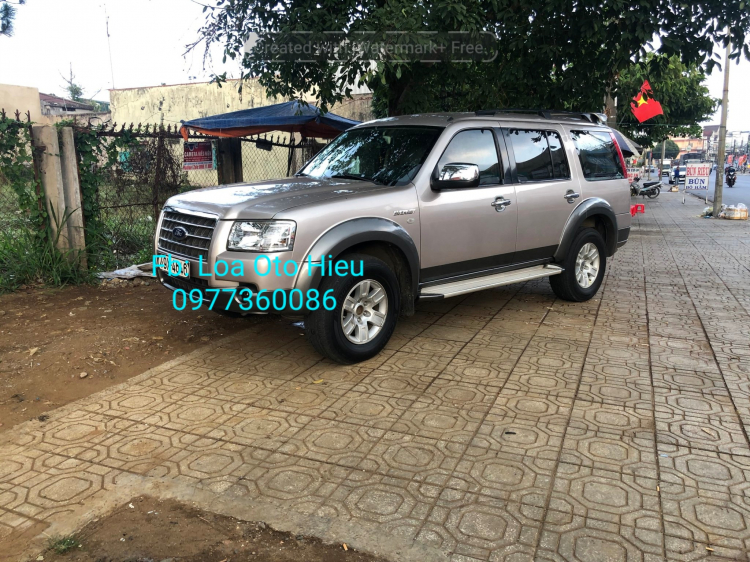 Ford Everest nâng cấp combo âm thanh hàng hiệu