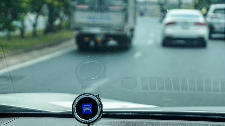 Lắp và đánh giá thiết bị hỗ trợ lái xe an toàn Mobileye 630: khá chính xác nhưng còn một số điểm lưu ý