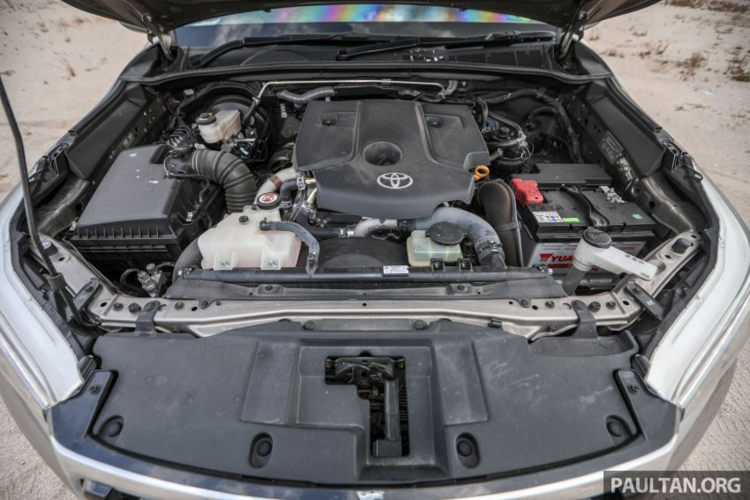 Bán tải Toyota Hilux sắp có bản facelift sử dụng động cơ 2.8L mạnh mẽ hơn