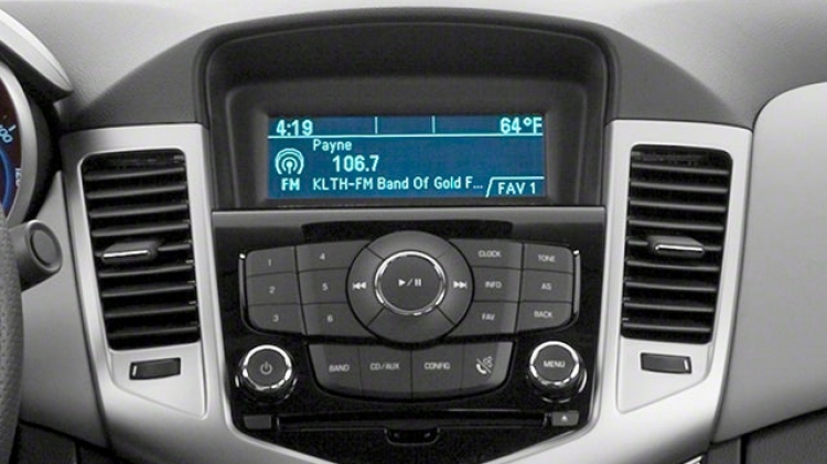 Hỏi về cái CD player trên Lacetti SE (Cruze nhập)