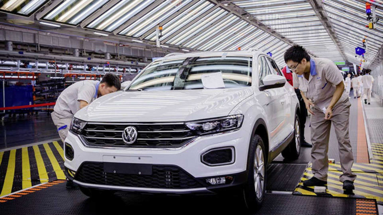 Volkswagen lỗ 2,2 tỷ Euro mỗi tuần do ảnh hưởng của Covid-19