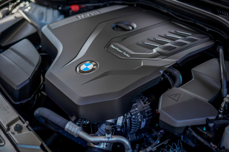 Lộ trang bị trên hai phiên bản của BMW 320i mới sắp bán tại Việt Nam