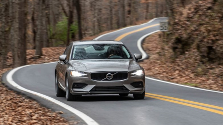 2020-volvo-s60.jpg