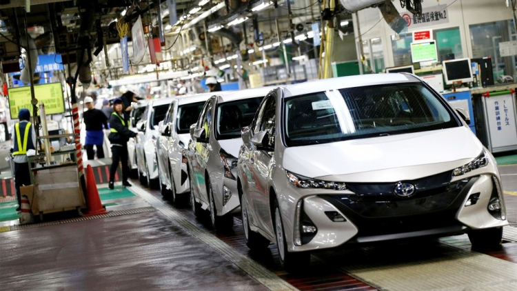 Toyota phải đóng 5 nhà máy tại Nhật lần đầu tiên trong lịch sử