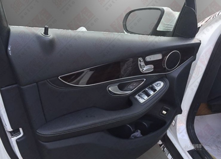 Lộ ảnh nội thất Mercedes-Benz GLC 2016