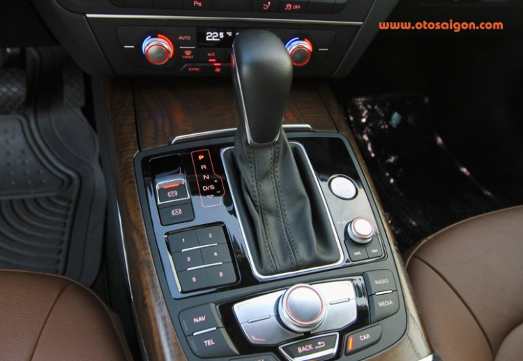 Sau vô lăng Audi A7 Sportback 2015: Sức hút từ đẳng cấp Sau vô lăng Audi A7 Sportback 2015: Sức hút từ đẳng cấp