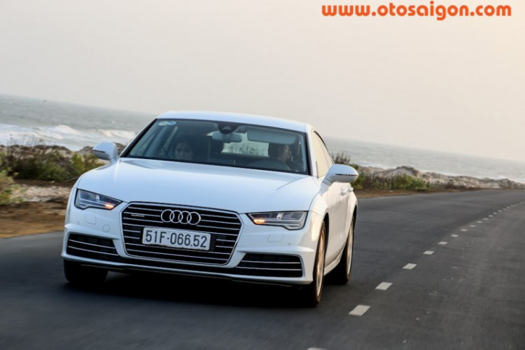 Sau vô lăng Audi A7 Sportback 2015: Sức hút từ đẳng cấp