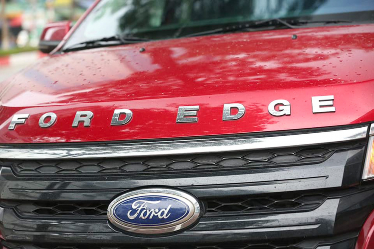 Cận cảnh Ford Edge Sport đời 2014 hàng hiếm tại Việt Nam