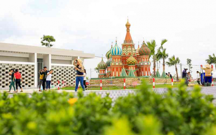 Công viên 7 kỳ quan Cát Tường Phú Sinh Eco City