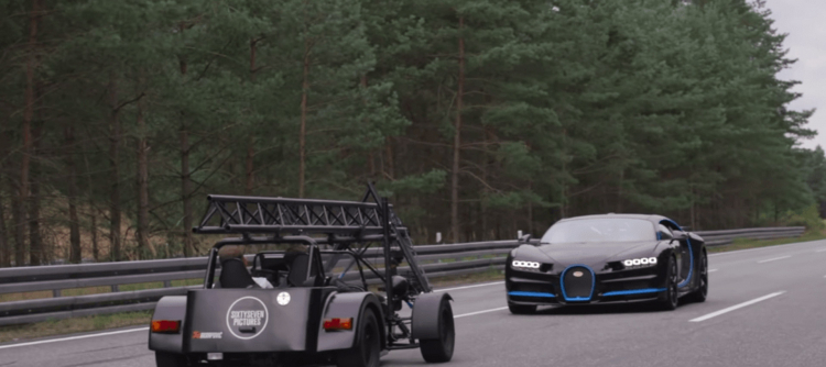 Kỷ lục tốc độ 400km/h của Bugatti Chiron đã được ghi hình lại như thế nào?